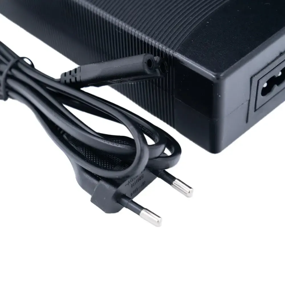 V20 - Oplader